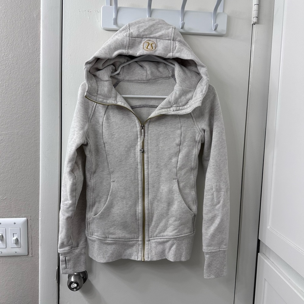 Lululemon cream/gold zip up
